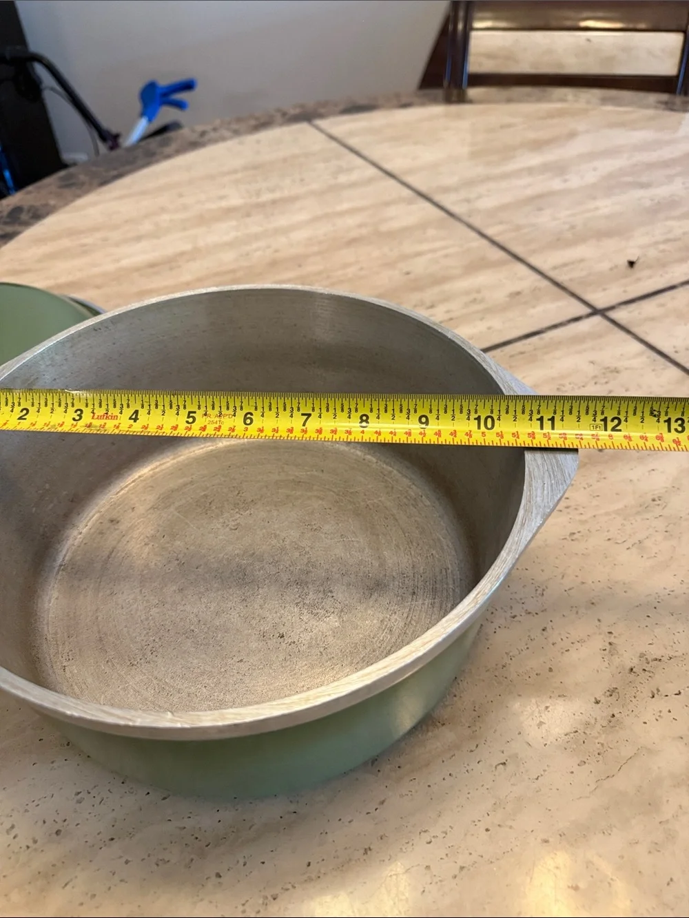 Vintage CLUB aluminum Dutch oven